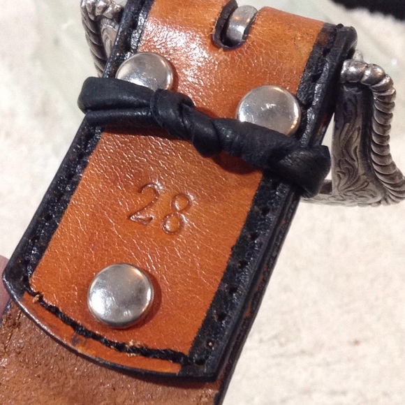 Nocona hand tooled leather belt - Picture 5 of 7